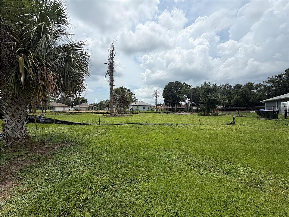 1st image of RASP COURT LOT 8