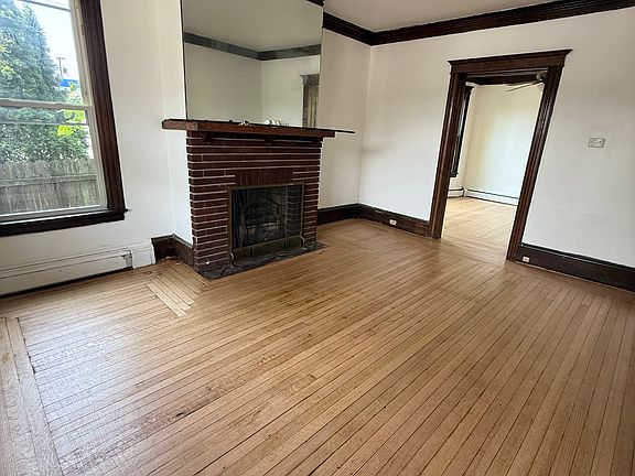 2nd image of 1073 Madison Ave #1