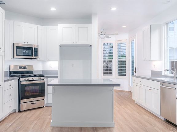4th image of 25 Nantucket Ln