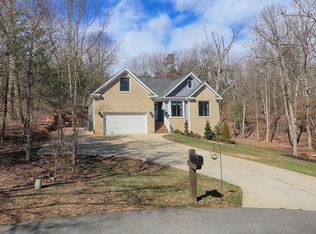 3953 Ashland Dr, Maiden, NC 28650