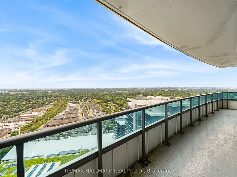 7171 Yonge St #Penthouse 301 — Photo 17