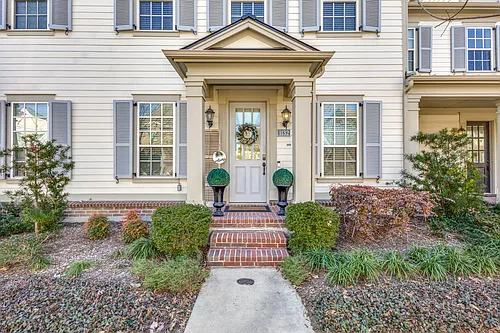 1132 Moonstone St Photo 1