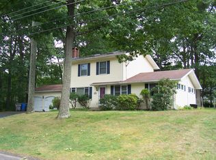 110 Dogwood Ln, Bristol, CT 06010