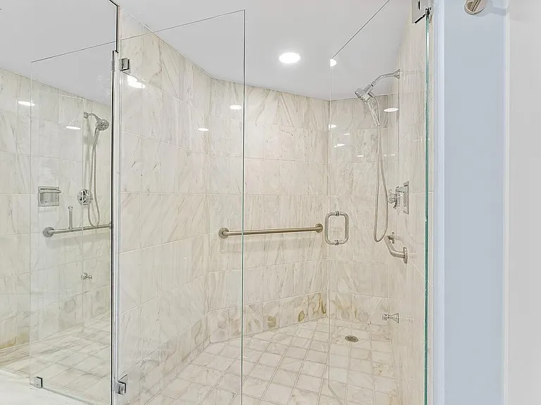 100 Lakeshore Dr #252 — Photo 17