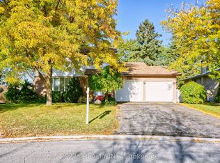 34 Thackerey Pl, London, ON N6G3E7