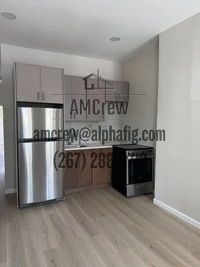 931 E Woodlawn St — Photo 4