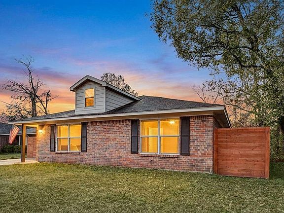 3rd image of 603 Springwood Dr