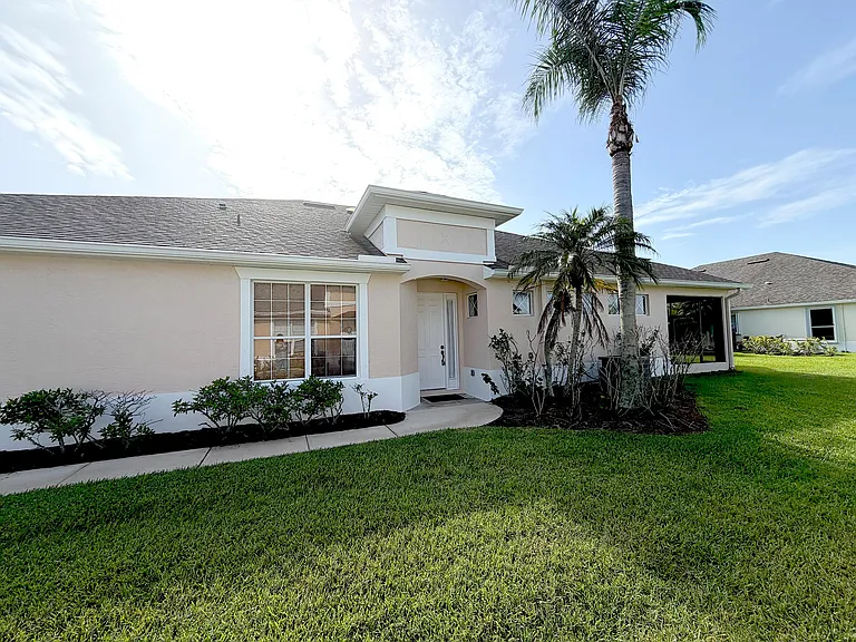 434 N Tangerine Sq SW — Photo 1