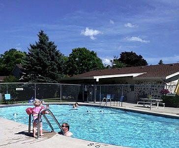 2nd image of 645 Westridge Dr APT 8