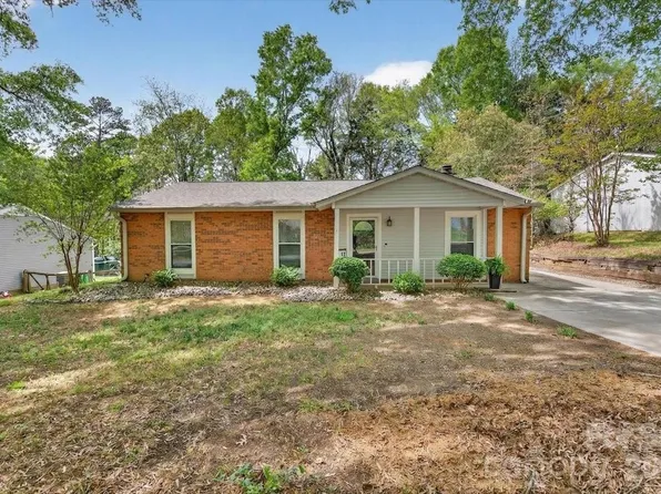 6308 Pineburr Rd, Charlotte, NC 28211