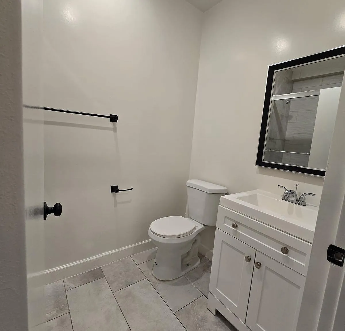 8616 Willis — Photo 2