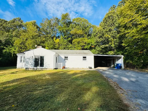 1535 Route 12, Ledyard, CT 06335