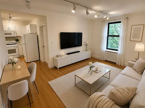 360 E 50th St #3E Photo 1