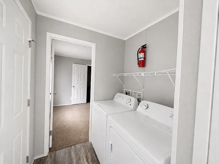 38 W Manor St #38B — Photo 4