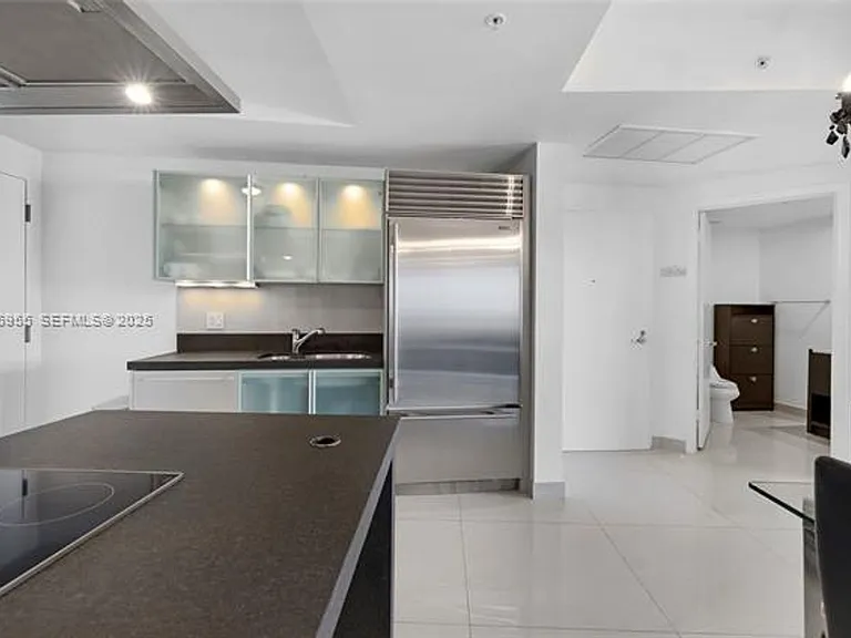 18201 Collins Ave #902 — Photo 12
