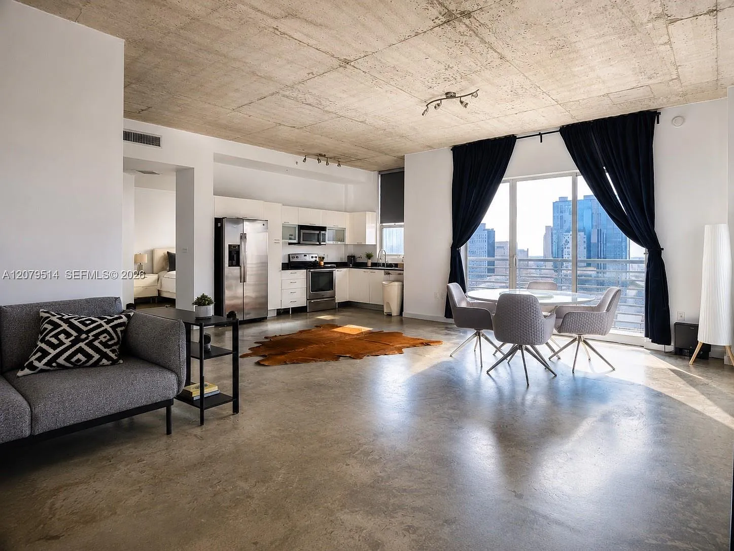 The Loft Downtown Ii Cond — Photo 2