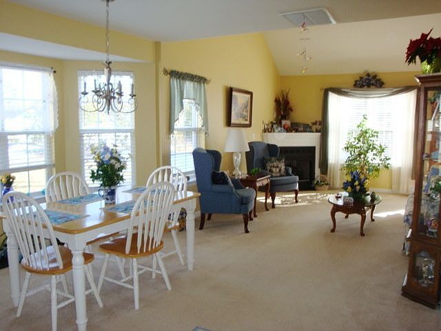 1st image of 229 Blue Robin Way