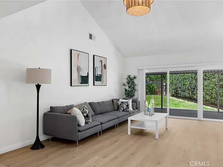 16495 Canelones Dr — Photo 15