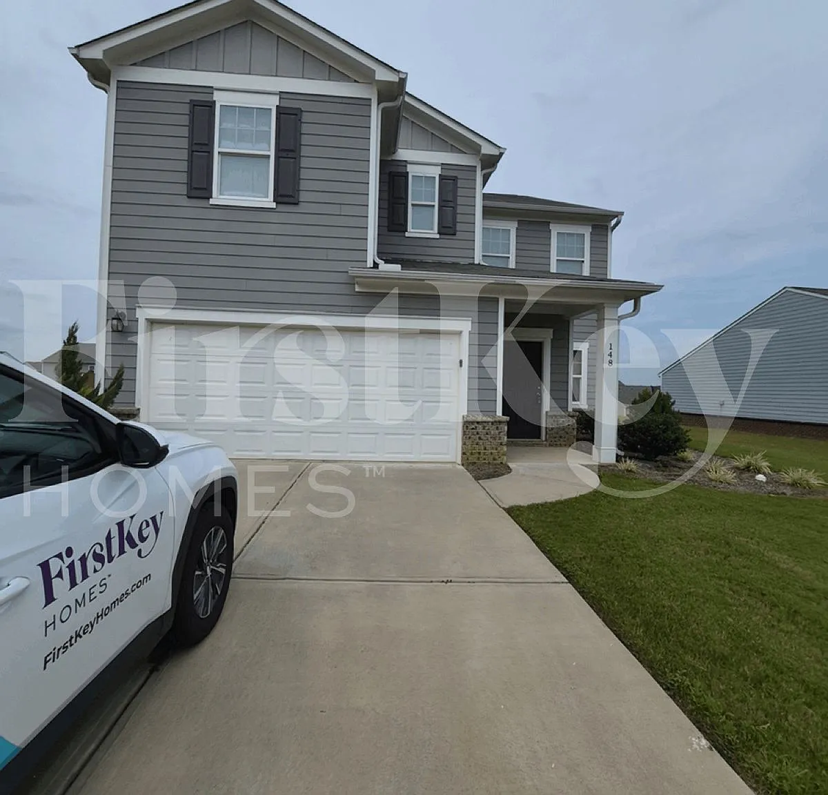5 bed, 5.0 bath, 3208 sqft, $3,095 — Photo 1