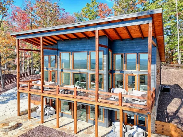 530 Tower Rd, Mineral Bluff, GA 30559