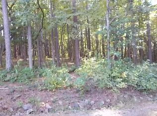 1942 Wedgewood Dr, Sanford, NC 27332