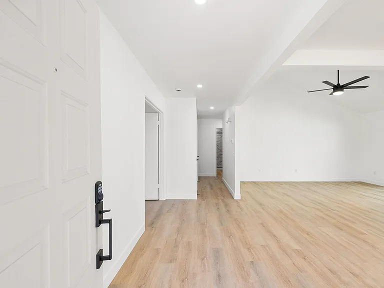 74930 San Simeon Dr — Photo 2