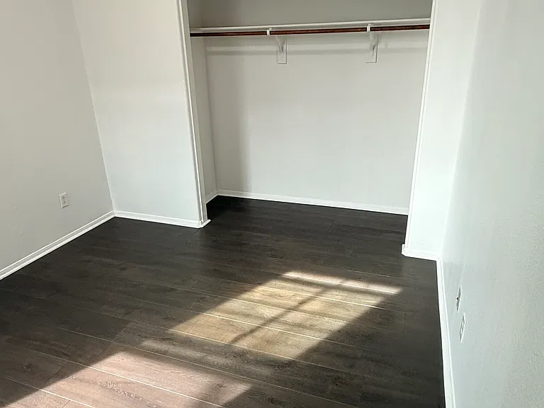 675 Suncup Cir #1 — Photo 5