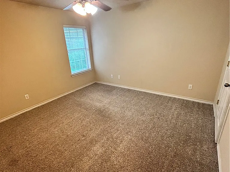 3528 Paloma Ridge Dr — Photo 9