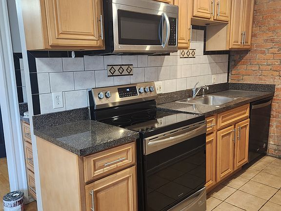 4th image of 230 Western Ave #2-B