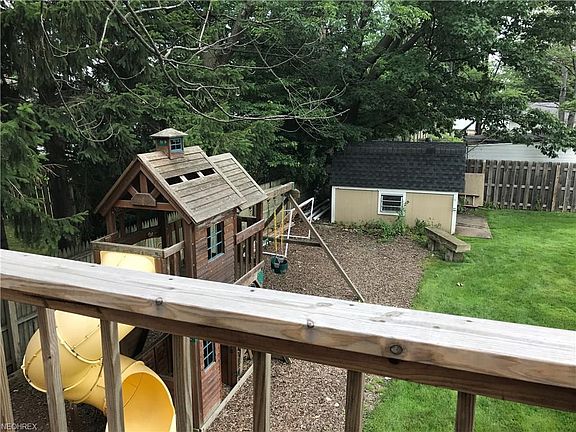 4th image of 5832 Circle Dr