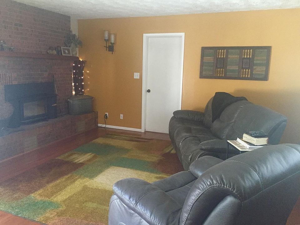 1st image of 614 Douglas Ave