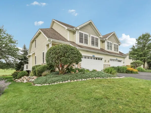 859 Eagleton DRIVE, Lake Geneva, WI 53147