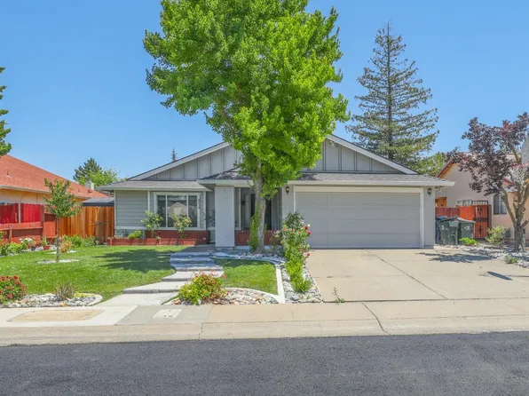 8039 Deer Lake Dr, Sacramento, CA 95823