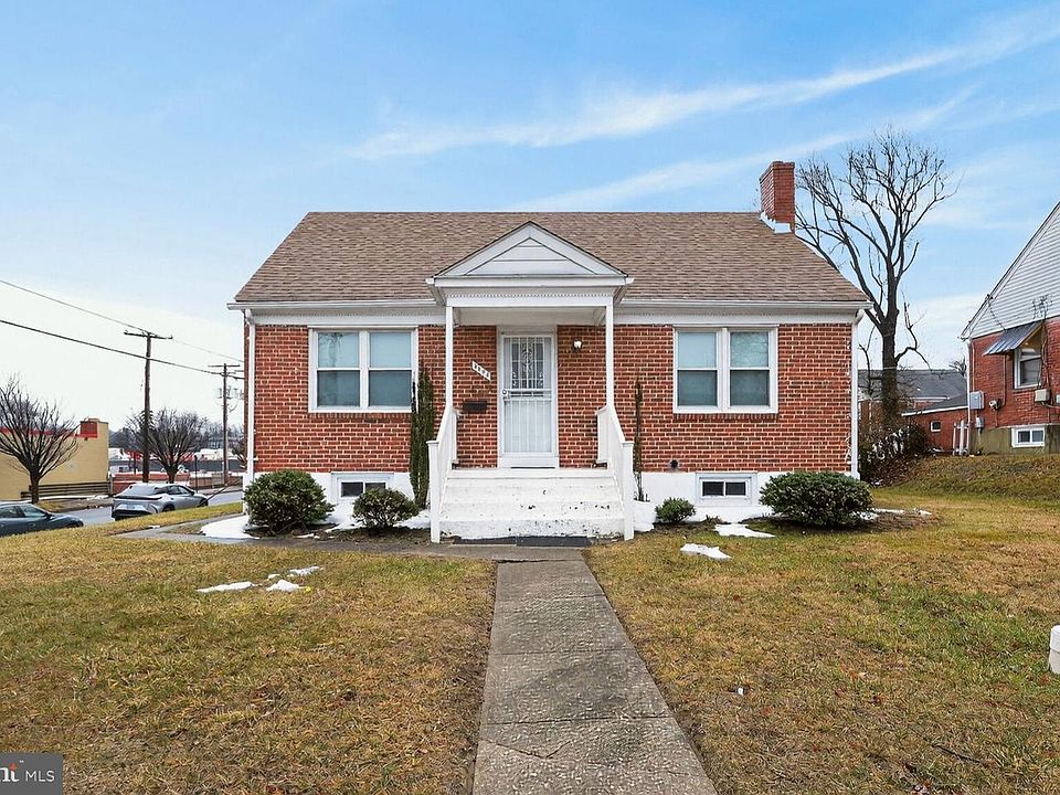 1st image of 3525 Essex Rd