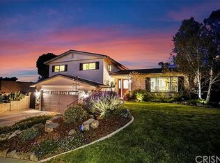 26400 Torreypines Dr, Santa Clarita, CA 91321