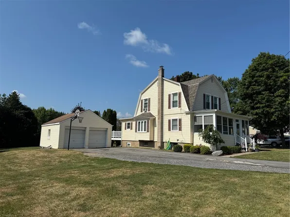 905 County Road 4, Geneva, NY 14456