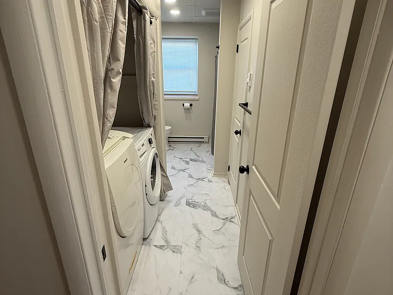1601 Washington Ave #1 — Photo 6