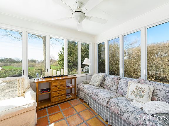 5th image of 132 Saint Andrews Cir