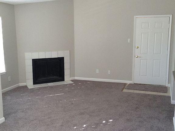 3rd image of 3724 Idlebrook 204 Cir