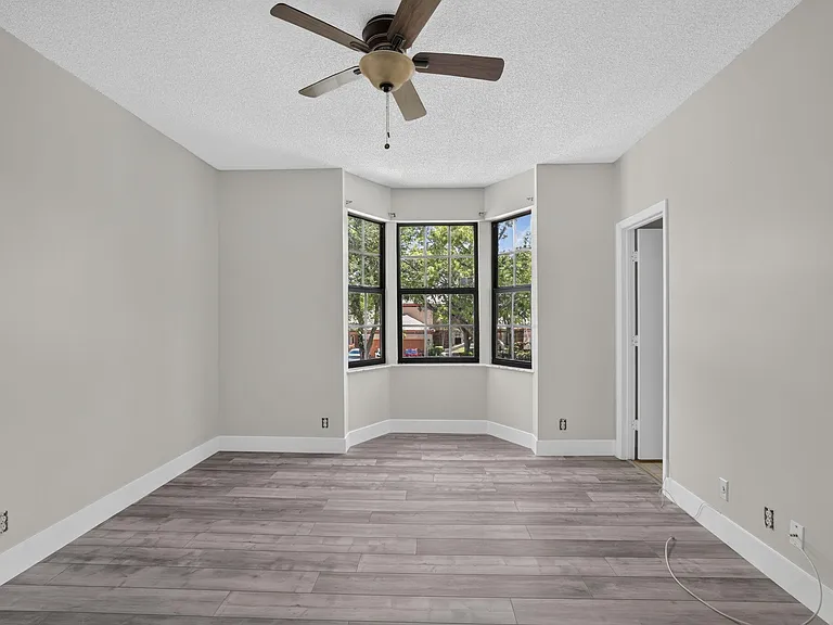 11908 Glenmore Dr #2-3 — Photo 25