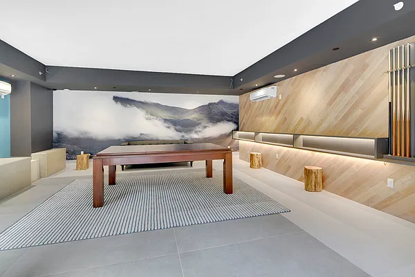 Rented by EXR | media 92