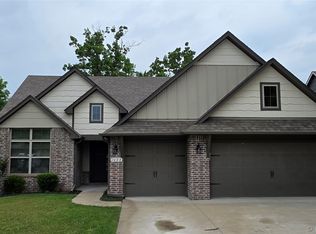1608 E Pasadena St, Broken Arrow, OK 74011