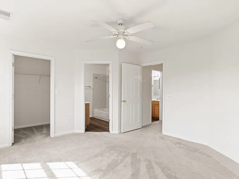 293 Kirby St — Photo 24