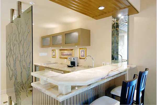 Rented by Stribling | media 26