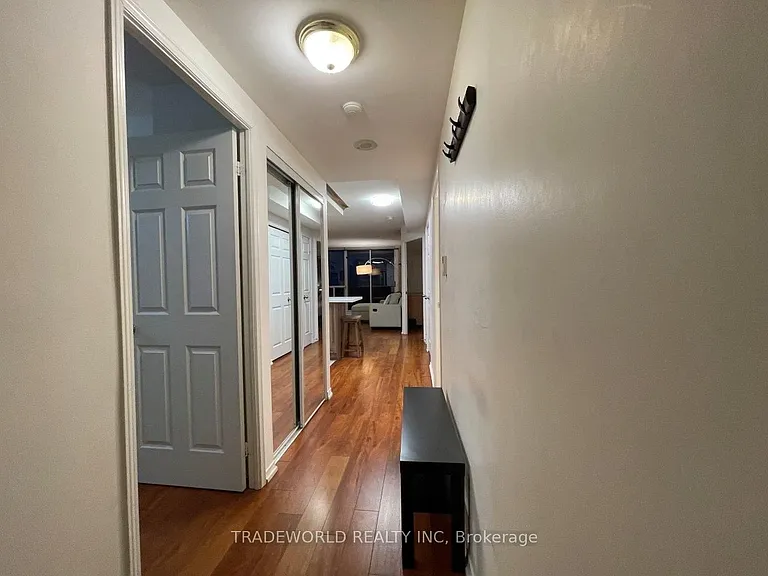 35 Finch Ave E #2209 — Photo 21