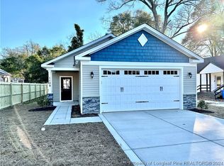 1109 Branson St, Fayetteville, NC 28305