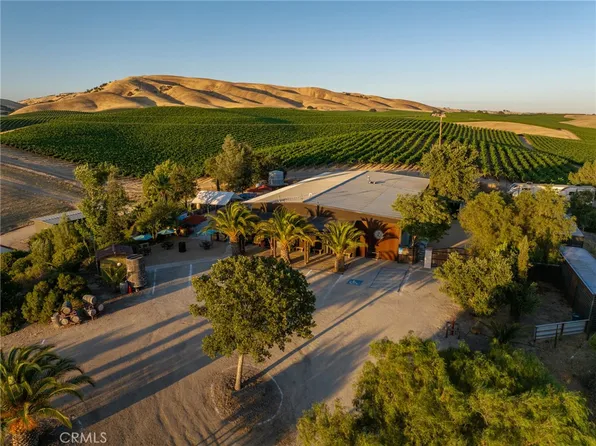 8585 Cross Canyons Rd, San Miguel, CA 93451