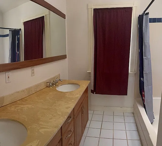 598 Redwood Ave — Photo 7
