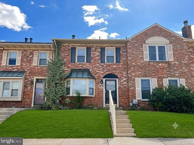 421 Jean Dr — Photo 1
