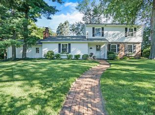 5752 Castleton Ln, Kalamazoo, MI 49009